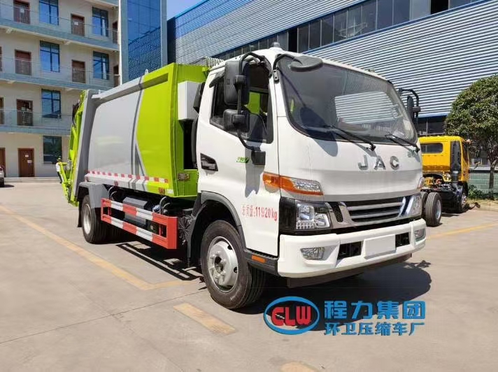 國(guó)六8立方江淮V7 壓縮垃圾車